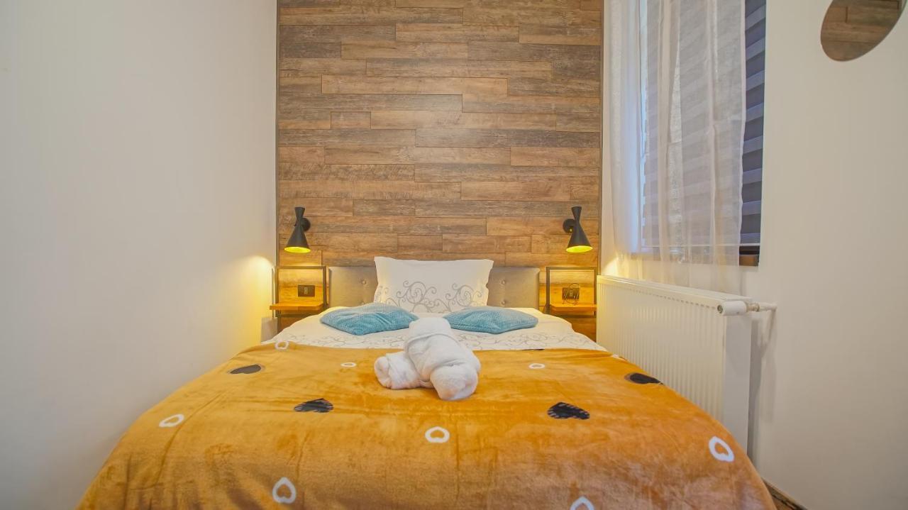 Prime Residence Braşov Esterno foto
