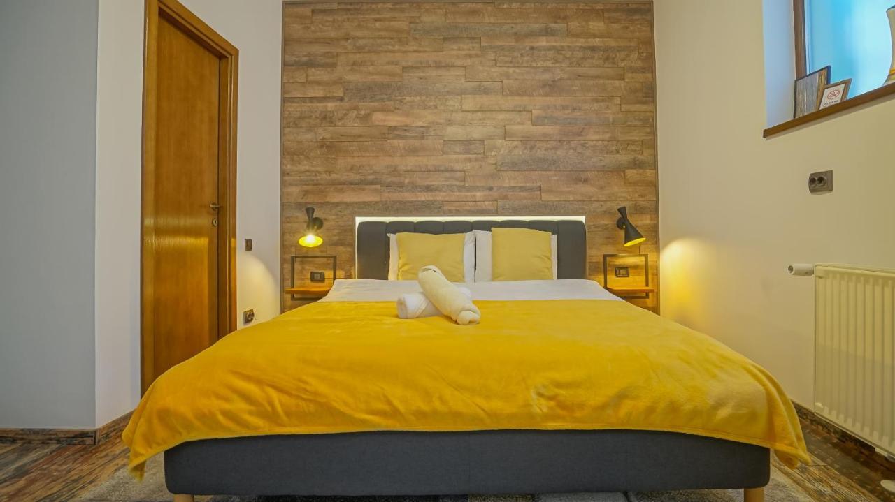 Prime Residence Braşov Esterno foto