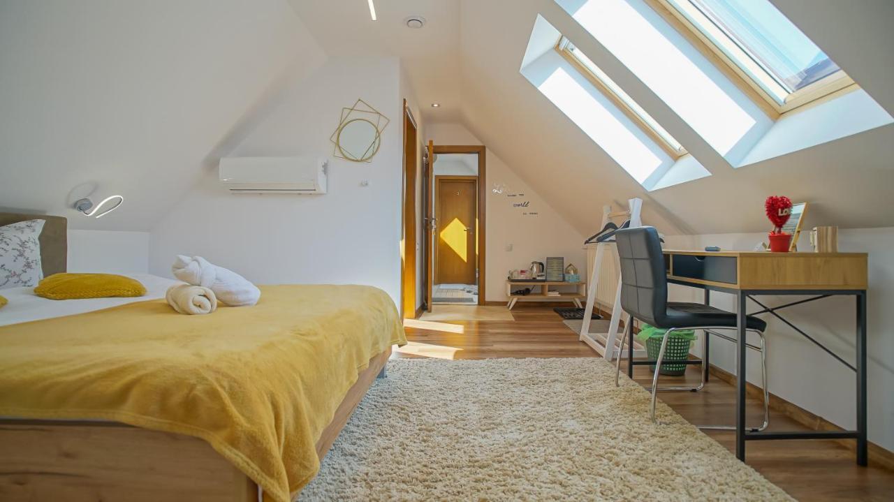 Prime Residence Braşov Esterno foto